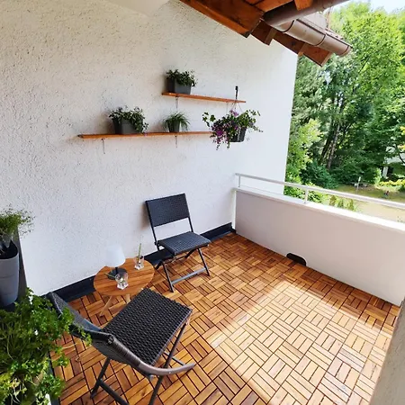 Stilvolle Zwei Etagenwohnung, Parkplatz Gröbenzell Exterior foto