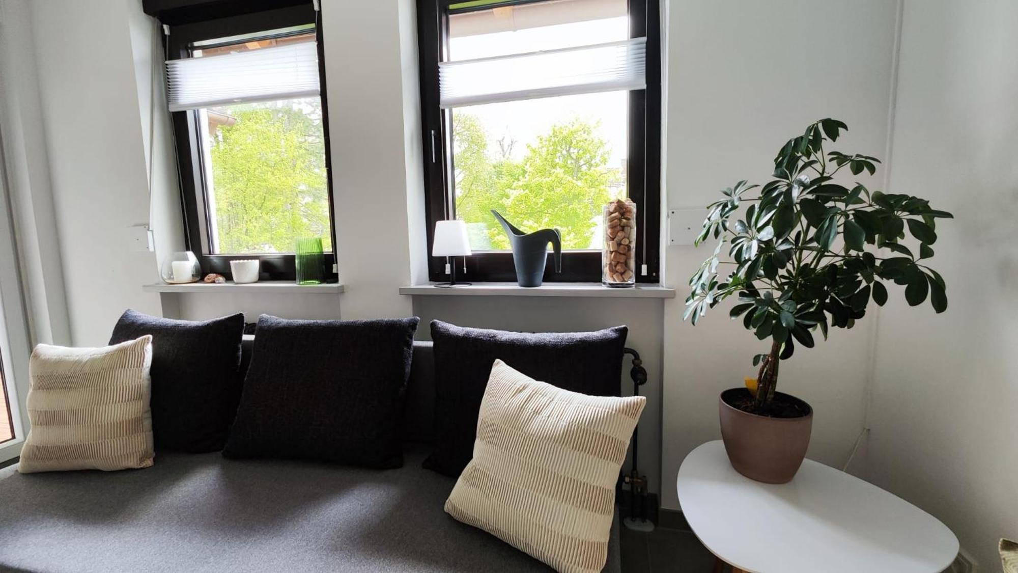 Stilvolle Zwei Etagenwohnung, Parkplatz Apartment